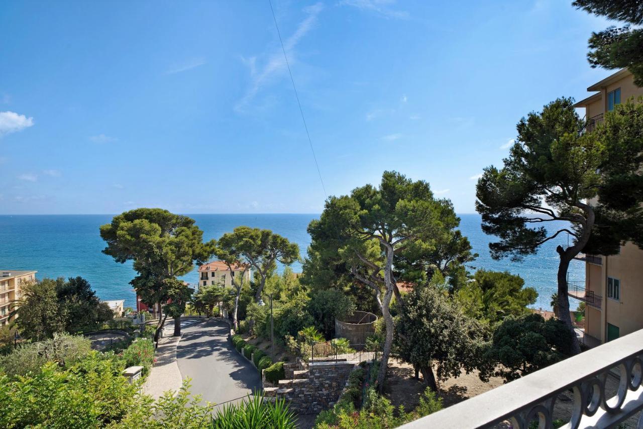 Casa Miradore 600 Mt Dal Mare Imperia Kültér fotó