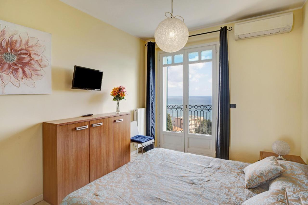 Casa Miradore 600 Mt Dal Mare Imperia Kültér fotó