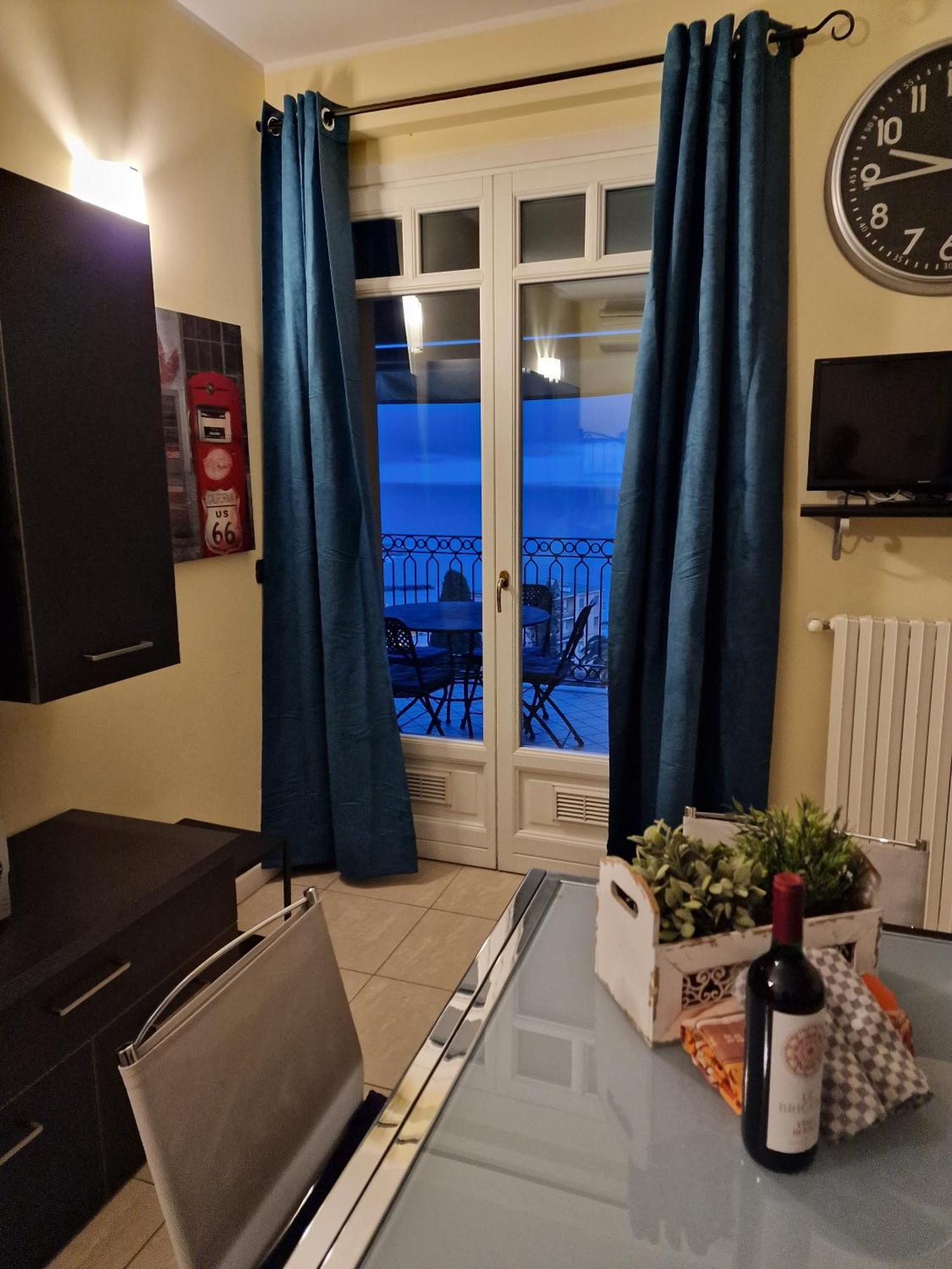 Casa Miradore 600 Mt Dal Mare Imperia Kültér fotó